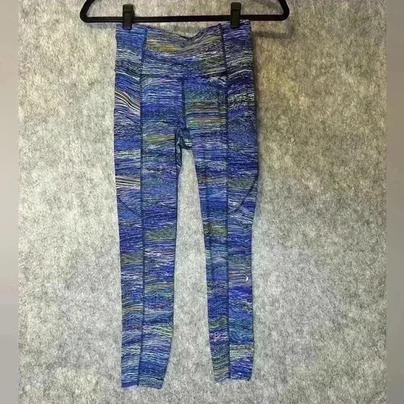 Lululemon Fast and Free Tight II - Size 4 - Picture 4 of 5